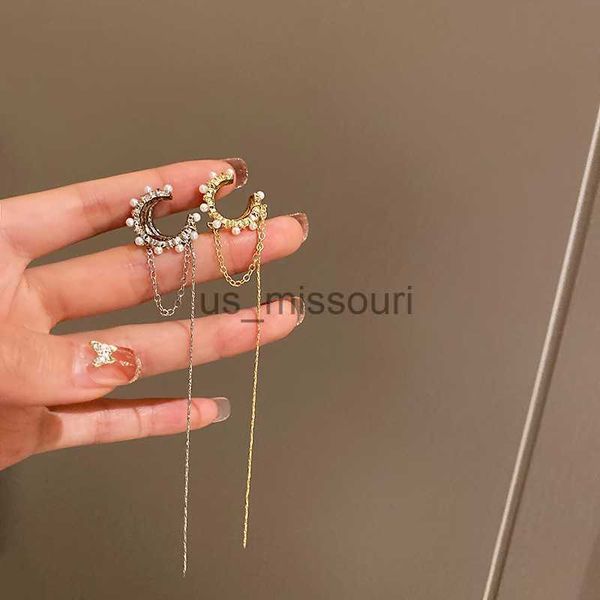 stud luxury multilayer clip earrings for women geometric shiny zircon pearl ear bone no pierced long chain tassel earring j230529 j230529, Golden;silver
stud luxury multilayer clip earrings for women geometric shiny zircon pearl ear bone no pierced long chain tassel earring j230529 j230529, Golden;silver