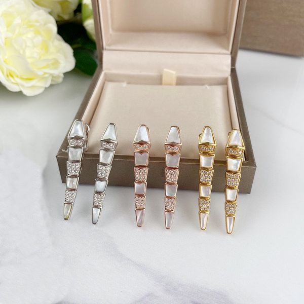 europe america designer jewelry sets fashion lady women brass 18k gold setting diamond mother of pearl snake shape wide chain dinner necklac, Silver
europe america designer jewelry sets fashion lady women brass 18k gold setting diamond mother of pearl snake shape wide chain dinner necklac, Silver