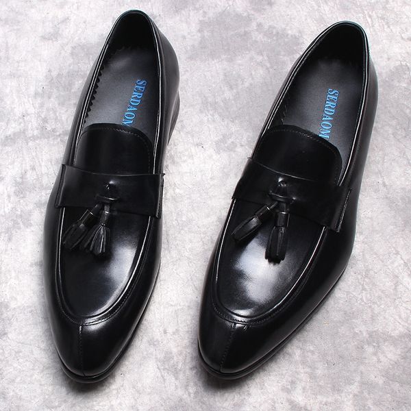 pointed toe loafer men genuine leather shoes for male brand oxfords fashion new luxury dress shoe black burgundy
pointed toe loafer men genuine leather shoes for male brand oxfords fashion new luxury dress shoe black burgundy