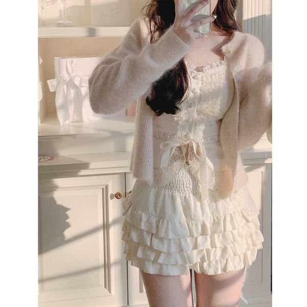 wenjiali cream girls' feeling slim black and white lace fluffy cake half skirt high waist short skirt spring/summer a
wenjiali cream girls' feeling slim black and white lace fluffy cake half skirt high waist short skirt spring/summer a