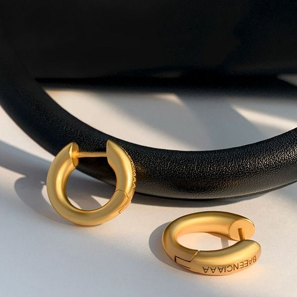 minimalist personalized boho sentimental designer's new alphabet metal round earrings women's earrings men's couples pair wit, Golden
minimalist personalized boho sentimental designer's new alphabet metal round earrings women's earrings men's couples pair wit, Golden