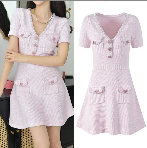 518 2023 runway dress v neck short sleeve pink dress empire brand same style dress flora print womens clothes yl, Black
518 2023 runway dress v neck short sleeve pink dress empire brand same style dress flora print womens clothes yl, Black