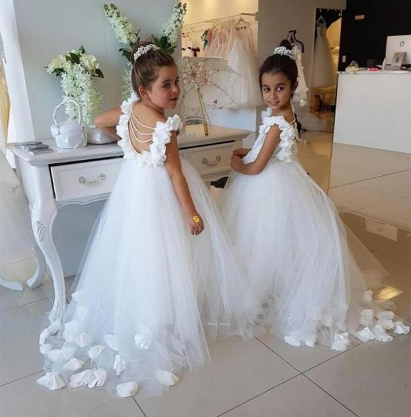 2019 lovely white flower girls dresses hand made flower long ruffle tulle girls pageant dresses backless kids formal wear dress1706584, White;blue
2019 lovely white flower girls dresses hand made flower long ruffle tulle girls pageant dresses backless kids formal wear dress1706584, White;blue