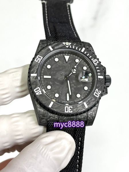vs watch diameter 40mm with 3135 movement sapphire mirror colored carbon fiber case luminous function, Slivery;golden
vs watch diameter 40mm with 3135 movement sapphire mirror colored carbon fiber case luminous function, Slivery;golden