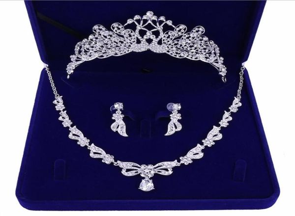 romantic beaded crystal three pieces bridal jewelry sets bride necklace earring crown hair tiaras wedding party accessories 493333, White
romantic beaded crystal three pieces bridal jewelry sets bride necklace earring crown hair tiaras wedding party accessories 493333, White