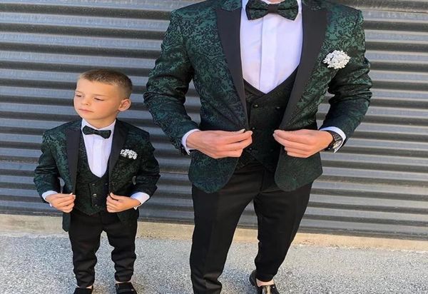 handsome dark green slim fit mens suits wedding tuxedos black peaked lapel groom formal wear 3 pieces man evening gowns prom party3390429, Black;gray
handsome dark green slim fit mens suits wedding tuxedos black peaked lapel groom formal wear 3 pieces man evening gowns prom party3390429, Black;gray