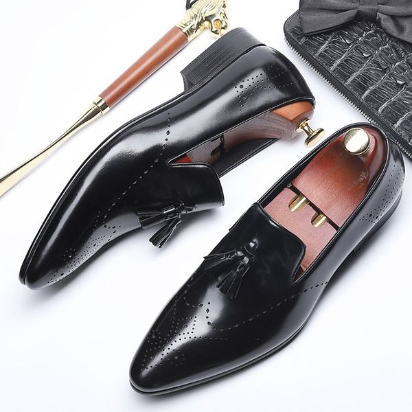 spring autumn mens tassel loafers carving genuine leather black brown wedding party dress shoes casual business shoes for men
spring autumn mens tassel loafers carving genuine leather black brown wedding party dress shoes casual business shoes for men
