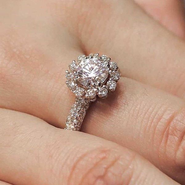 band rings huitan new women wedding rings with round cubic zirconia temperament elegant rings modern design eternity jewelry wholesale aa230, Silver
band rings huitan new women wedding rings with round cubic zirconia temperament elegant rings modern design eternity jewelry wholesale aa230, Silver