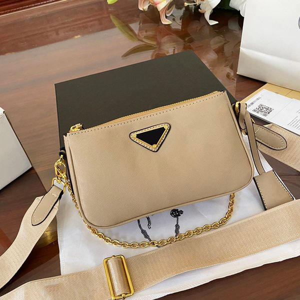 new boutique designer bag causul nylon case woman tote shopping purse wallet totes shoulder handbags crossbody triangle size 20x11 cm
new boutique designer bag causul nylon case woman tote shopping purse wallet totes shoulder handbags crossbody triangle size 20x11 cm