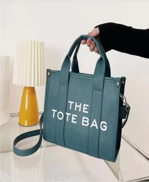 the tote bag lady cool practical large capacity plain cross body shoulder handbags women great coin purse crossbody casual square 7300827, Black;red
the tote bag lady cool practical large capacity plain cross body shoulder handbags women great coin purse crossbody casual square 7300827, Black;red