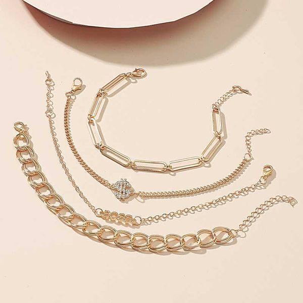 anklets 4pcs/set fashion new butterfly chain multi layer foot chain suit trend creative simple alloy metal jewelry aa230530, Red;blue
anklets 4pcs/set fashion new butterfly chain multi layer foot chain suit trend creative simple alloy metal jewelry aa230530, Red;blue