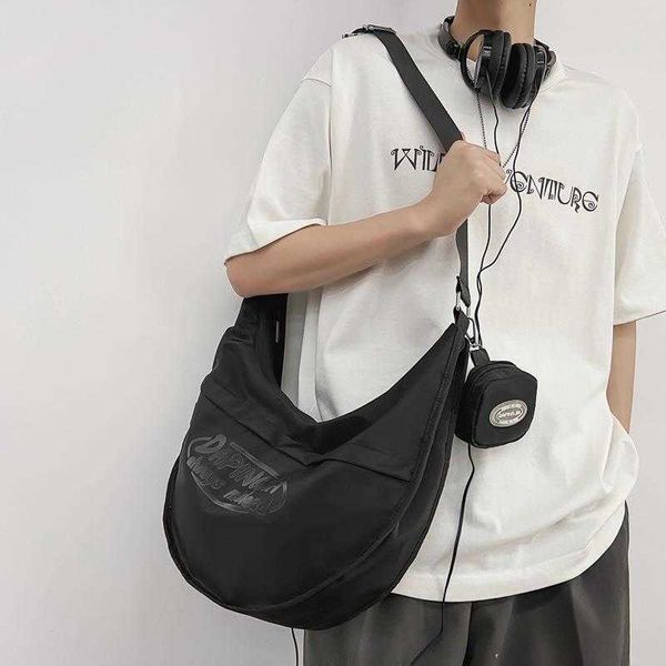 large capacity casual crossbody bag matching hong kong style japanese two in one nylon cloth with coin purse, Red;black
large capacity casual crossbody bag matching hong kong style japanese two in one nylon cloth with coin purse, Red;black