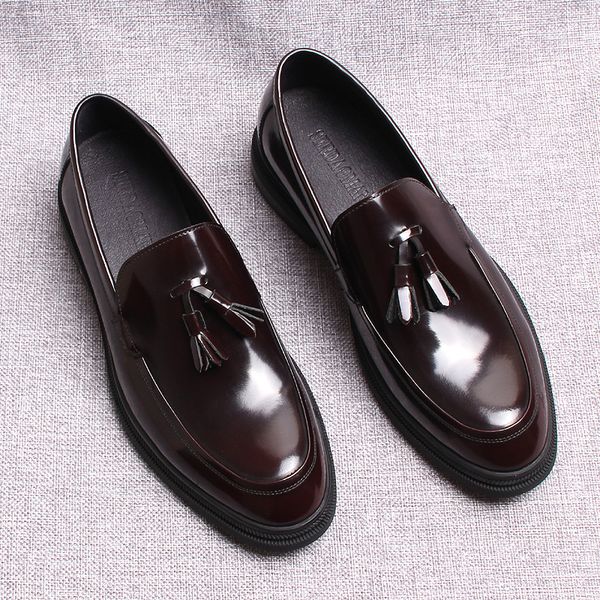 autumn genuine leather handmade black brown mens loafers with tassel man dress shoes wedding round head party mens oxford shoes
autumn genuine leather handmade black brown mens loafers with tassel man dress shoes wedding round head party mens oxford shoes
