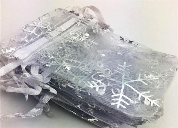 100 pcs lot white snowflake fashion organza jewelry gift pouch bags 4 sizes drawstring bag organza gift candy bags diy gift bags326061719, Pink;blue
100 pcs lot white snowflake fashion organza jewelry gift pouch bags 4 sizes drawstring bag organza gift candy bags diy gift bags326061719, Pink;blue