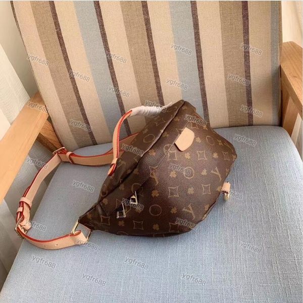 2023 classic waist bag cross body shoulder bag waist pouch bag designer handbag womens men bumbag belt pocket bags fashion tote women messen
2023 classic waist bag cross body shoulder bag waist pouch bag designer handbag womens men bumbag belt pocket bags fashion tote women messen