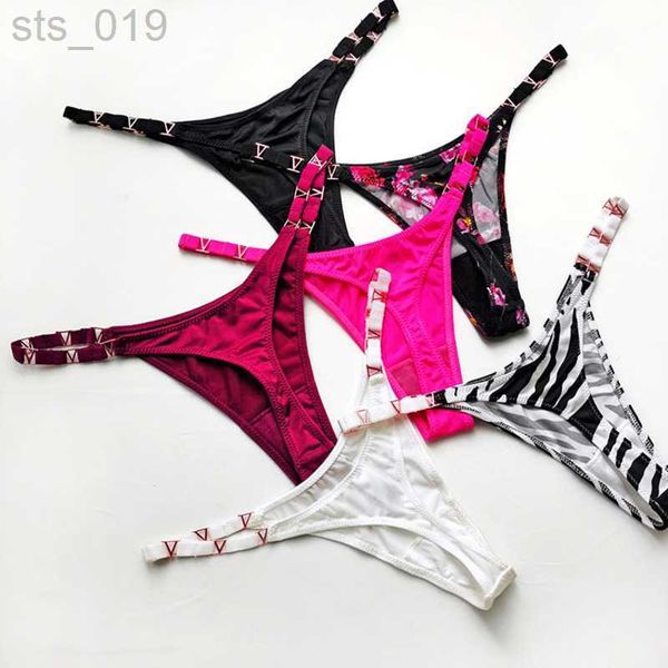 briefs panties sp city v metal luxury ice silk thongs women's underwear fitness low waist satin panties string seamless briefs tanga j2, Red;black
briefs panties sp city v metal luxury ice silk thongs women's underwear fitness low waist satin panties string seamless briefs tanga j2, Red;black