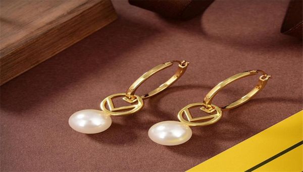 ladies gold hoop earrings luxury designer jewelry women ear studs pearl pendants earring with diamonds boucles d0396798432, Golden
ladies gold hoop earrings luxury designer jewelry women ear studs pearl pendants earring with diamonds boucles d0396798432, Golden