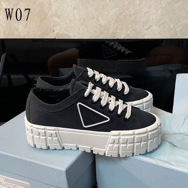 shoes designer fashion silk breathable cloth sheepskin heel height 5cm white black pink apricot blue sneakers
shoes designer fashion silk breathable cloth sheepskin heel height 5cm white black pink apricot blue sneakers