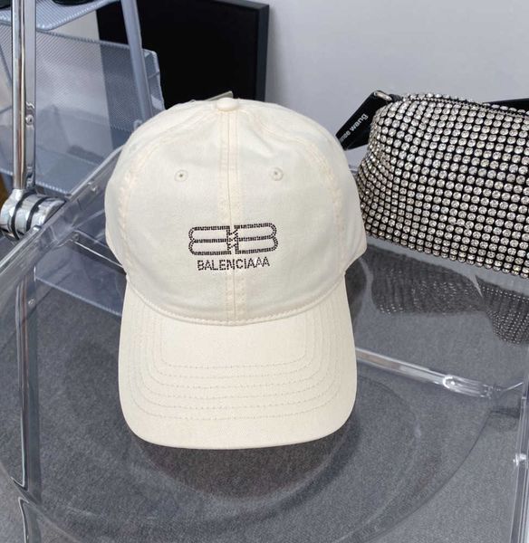 ball caps stingy brim hats fashion designer baseball cap autumn winter inlaid rhinestone letters casquette couple outdoor sports travel, Blue;gray
ball caps stingy brim hats fashion designer baseball cap autumn winter inlaid rhinestone letters casquette couple outdoor sports travel, Blue;gray