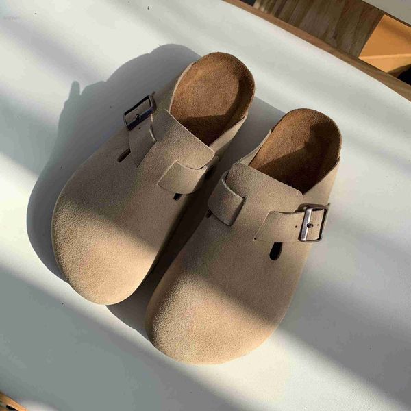 2023 early spring new frosted boken cork slippers flat bottom one step wide couple half slippers, Black
2023 early spring new frosted boken cork slippers flat bottom one step wide couple half slippers, Black