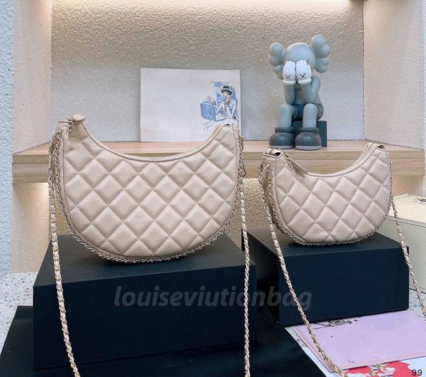 half moon bag designer custom luxury brand bag handbag leather leather cowhide gold or silver chain slant shoulder black pink and white 1037
half moon bag designer custom luxury brand bag handbag leather leather cowhide gold or silver chain slant shoulder black pink and white 1037