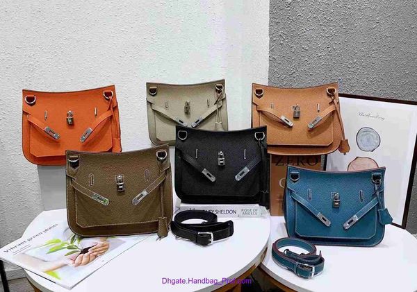 8a quality original hemrres j ypsiere tote bag for sale 2023 new leather gypsy women's men's saddle shoulder fashionhave real logo
8a quality original hemrres j ypsiere tote bag for sale 2023 new leather gypsy women's men's saddle shoulder fashionhave real logo