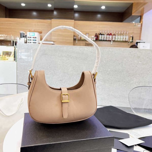 nano graphy hobo mini underarm bag with zip fastening vintage gold metal lettering spring/summer shoulder bag brown jacquard canvas womens l
nano graphy hobo mini underarm bag with zip fastening vintage gold metal lettering spring/summer shoulder bag brown jacquard canvas womens l
