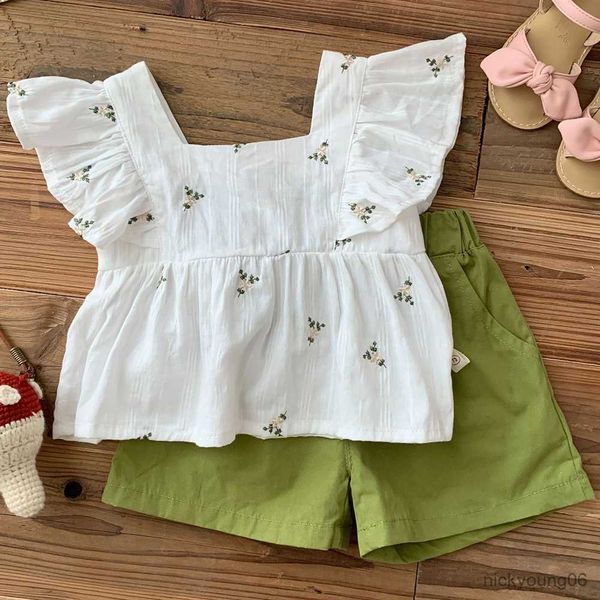 clothing sets boutique girls summer cotton floral shirts and short pants pieces birthday children clothes, White
clothing sets boutique girls summer cotton floral shirts and short pants pieces birthday children clothes, White