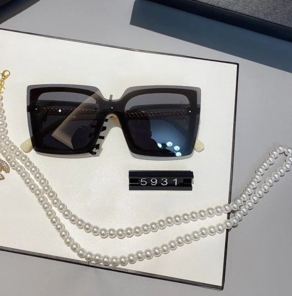 summer famous sunglasses oversized flat ladies sun glasses chain women square frames fashion designer with packaging boxes 111111111111, White;black
summer famous sunglasses oversized flat ladies sun glasses chain women square frames fashion designer with packaging boxes 111111111111, White;black