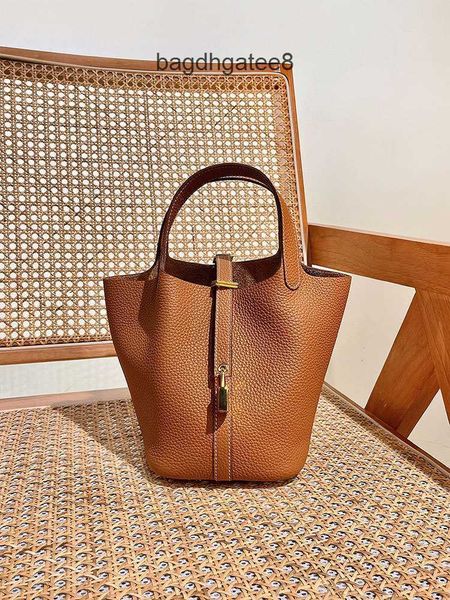 layer picotin lock tote bag 2023 lady cowhide bags designer picotins handheld women's basket 18cm bucket elephant grey large capacity 4
layer picotin lock tote bag 2023 lady cowhide bags designer picotins handheld women's basket 18cm bucket elephant grey large capacity 4