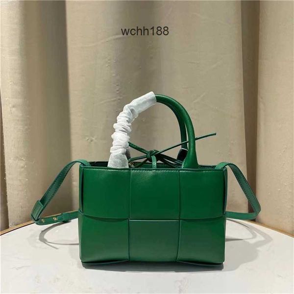spring 2023 shoulder leather designer knitted bag totes bottegas cowhide evening small bags high single girl crossbody arco handbag women u4
spring 2023 shoulder leather designer knitted bag totes bottegas cowhide evening small bags high single girl crossbody arco handbag women u4