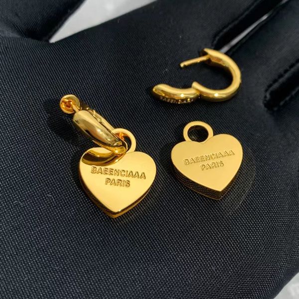 gold earrings, 2023, fashionable and luxurious earrings, classic high-quality jewelry, and versatile gifts for men and women heart shaped ex, Golden
gold earrings, 2023, fashionable and luxurious earrings, classic high-quality jewelry, and versatile gifts for men and women heart shaped ex, Golden