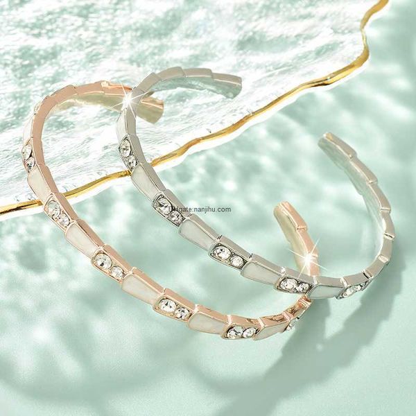 designer belgary brand light luxury creative beimu snake bone diamond 2023 fashion couple opening adjustment bracelet handpiece, Black
designer belgary brand light luxury creative beimu snake bone diamond 2023 fashion couple opening adjustment bracelet handpiece, Black