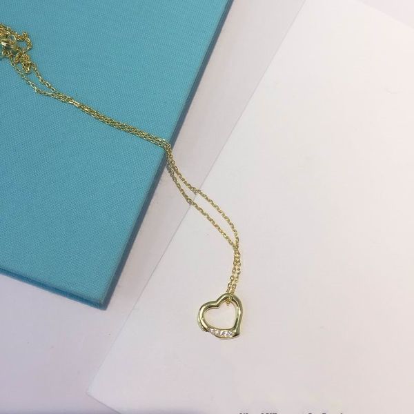 2023 lovely cute pendant necklaces long gold thin stainless steel chain diamond crystal heart ring luxury designer women necklace with blue, Silver
2023 lovely cute pendant necklaces long gold thin stainless steel chain diamond crystal heart ring luxury designer women necklace with blue, Silver