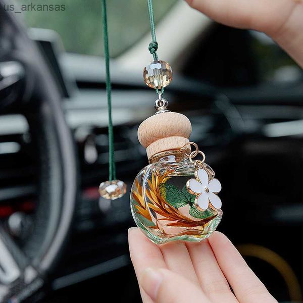 car hanging empty glass bottle pendant for perfume essential oils air freshener fragrance diffuser auto decor interior ornaments l230523
car hanging empty glass bottle pendant for perfume essential oils air freshener fragrance diffuser auto decor interior ornaments l230523