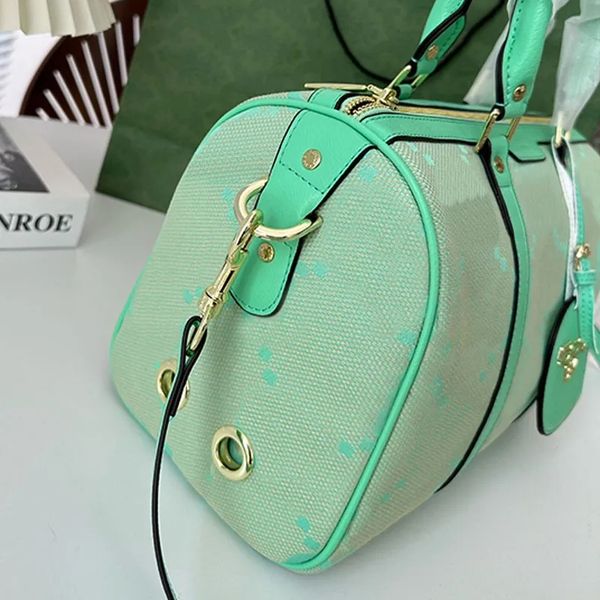 deaigner large canvas pillow for men woman boston bags summer color handbags crossbody letter embroid travel duffel totes
deaigner large canvas pillow for men woman boston bags summer color handbags crossbody letter embroid travel duffel totes
