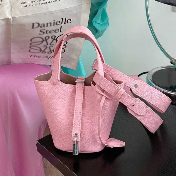 original edition 7a h home designer picotin lock bags genuine leather vegetable basket upgraded version womens bag 2023 new cowhide bucket n
original edition 7a h home designer picotin lock bags genuine leather vegetable basket upgraded version womens bag 2023 new cowhide bucket n