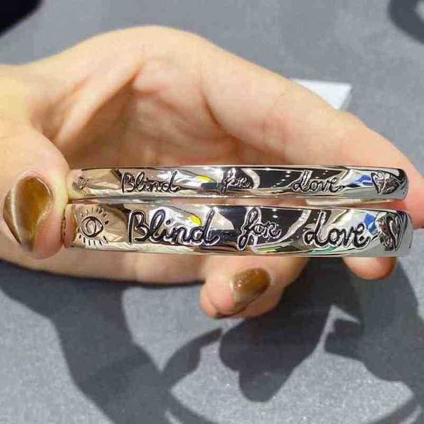 2023 new designer jewelry bracelet necklace ring accessories head fearless flowers birds wide narrow bracelets men women lovers made old ope, Golden;silver
2023 new designer jewelry bracelet necklace ring accessories head fearless flowers birds wide narrow bracelets men women lovers made old ope, Golden;silver