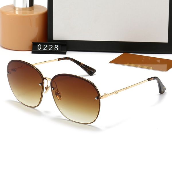 luxury oval sunglasses for men designer summer shades polarized eyeglasses ray glass black vintage oversized sun glasses of women sunglass, White;black
luxury oval sunglasses for men designer summer shades polarized eyeglasses ray glass black vintage oversized sun glasses of women sunglass, White;black