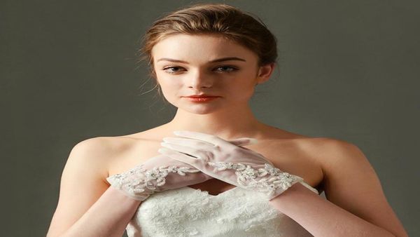 short white ivory tulle wedding gloves wrist length lace appliqued beaded woman bridal party sheer gloves guantes transparentes4770637
short white ivory tulle wedding gloves wrist length lace appliqued beaded woman bridal party sheer gloves guantes transparentes4770637