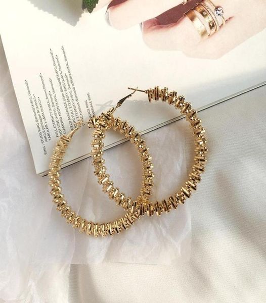 trendy zinc alloy weave punk earrings for women simple retro cshaped hop fashion joker earring jewelry hoop huggie9288224, Golden;silver
trendy zinc alloy weave punk earrings for women simple retro cshaped hop fashion joker earring jewelry hoop huggie9288224, Golden;silver