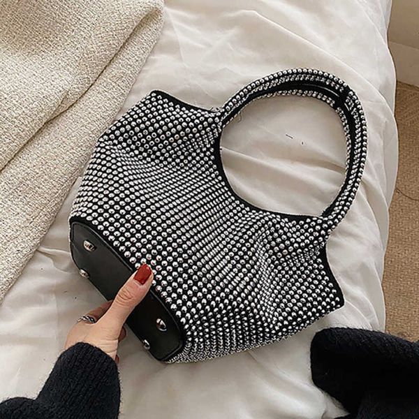 fashion rhinestone shoulder bags for women large caapcity handbag totes female pu leather underarm bag big shopping pack 230424
fashion rhinestone shoulder bags for women large caapcity handbag totes female pu leather underarm bag big shopping pack 230424