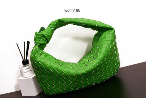 soft bottegas woven evening bags teen jodie girl 2023 armpit fashion jodies knot cloud handbag texture designer bag leather cowhorn women�
soft bottegas woven evening bags teen jodie girl 2023 armpit fashion jodies knot cloud handbag texture designer bag leather cowhorn women�