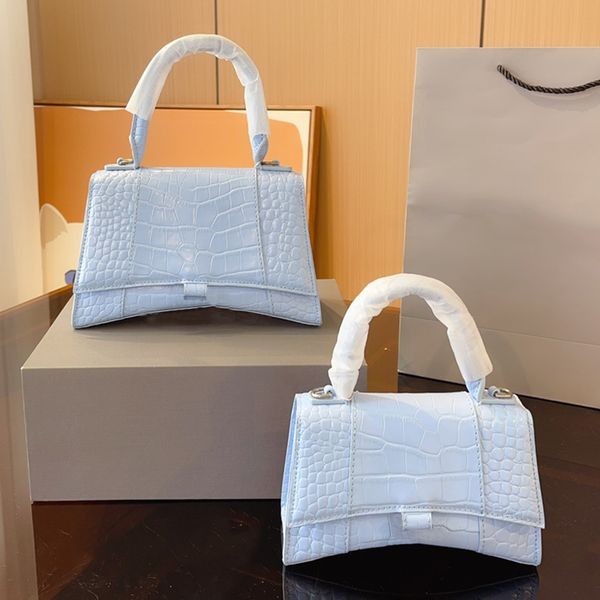 designer bags tote handbag woman classicvintage women casual lady satchel bag fashion luxury mini purse big 22*10*14cm small 19*8*12cm
designer bags tote handbag woman classicvintage women casual lady satchel bag fashion luxury mini purse big 22*10*14cm small 19*8*12cm