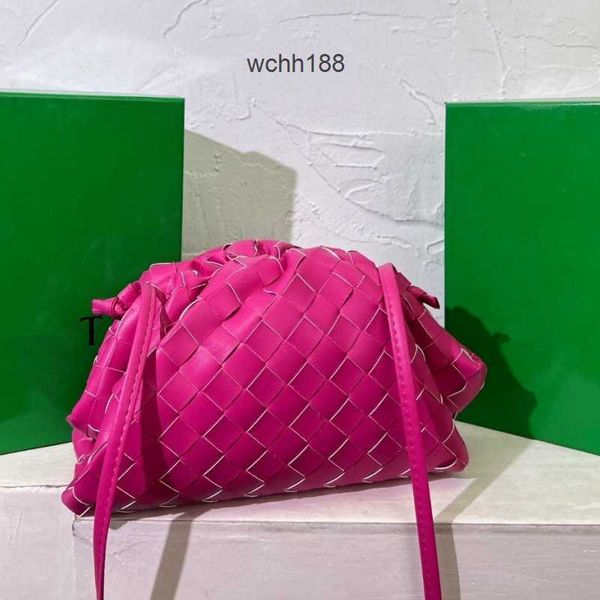 bags bottegas evening 2023 designer girl woven cassette pouch basket cloud one shoulder crossbody leather versatile green bag 6jq5
bags bottegas evening 2023 designer girl woven cassette pouch basket cloud one shoulder crossbody leather versatile green bag 6jq5