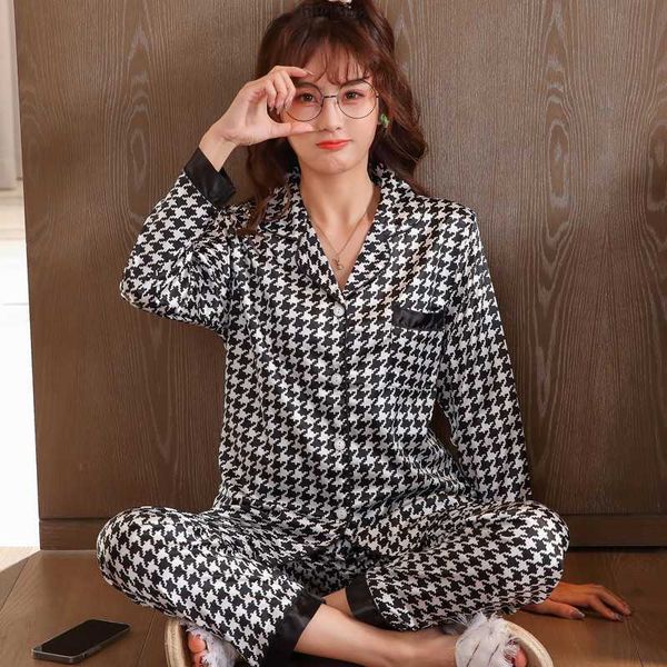 hf6g 2ni1 womens silk pajamas suit long sleeve sleepwear satin underwear plus size lingere home clothes 2-piece loungewear 220309, White
hf6g 2ni1 womens silk pajamas suit long sleeve sleepwear satin underwear plus size lingere home clothes 2-piece loungewear 220309, White