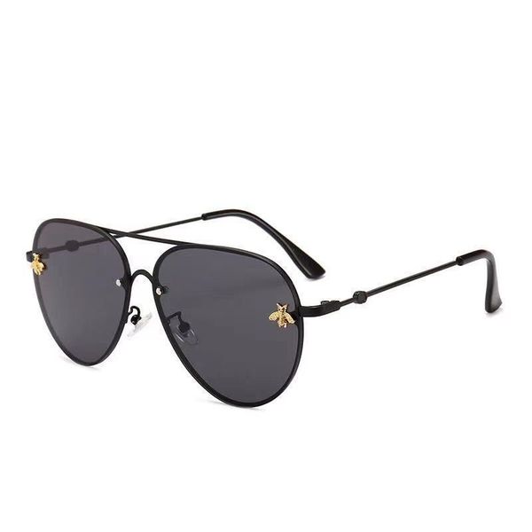 new little bee premium sunglasses for men and women round hip hop glasses uv resistant sunglasses, White;black
new little bee premium sunglasses for men and women round hip hop glasses uv resistant sunglasses, White;black