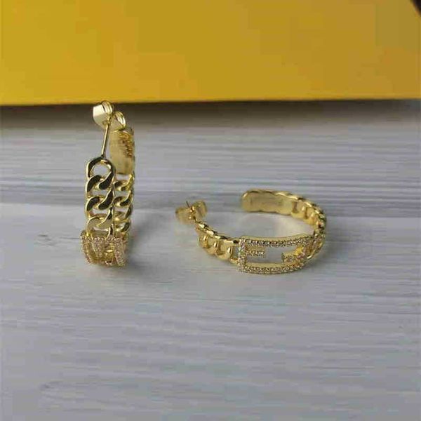 designer jewelry bracelet necklace ring earrings with diamond braided advanced temperament geometric chain earrings high quality, Golden
designer jewelry bracelet necklace ring earrings with diamond braided advanced temperament geometric chain earrings high quality, Golden