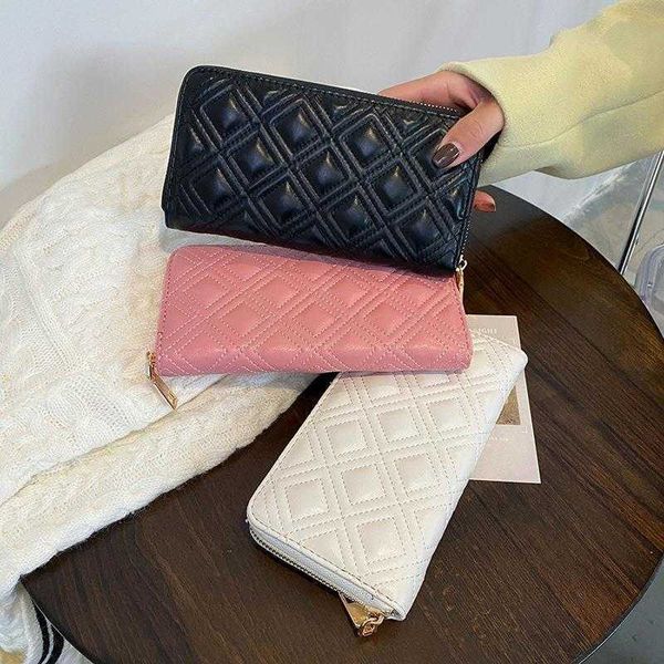 womens wallet long korean style casual zipper large capacity card holder bags, Red;black
womens wallet long korean style casual zipper large capacity card holder bags, Red;black