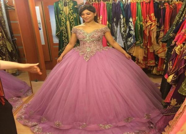 ball gown quinceanera dresses cap sleeves deep v neck sequins beads shinning graduation dress for teens tulle layers pageant gowns5315393, Blue;red
ball gown quinceanera dresses cap sleeves deep v neck sequins beads shinning graduation dress for teens tulle layers pageant gowns5315393, Blue;red